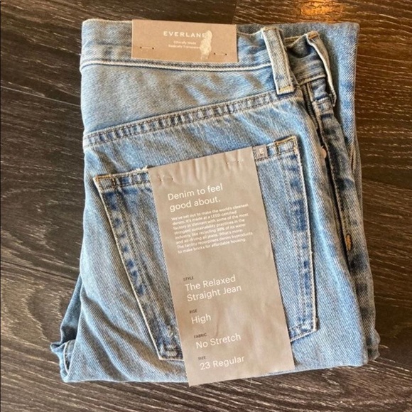 NWT Everlane Relaxed Straight Jeans Size 23 - Picture 2 of 4